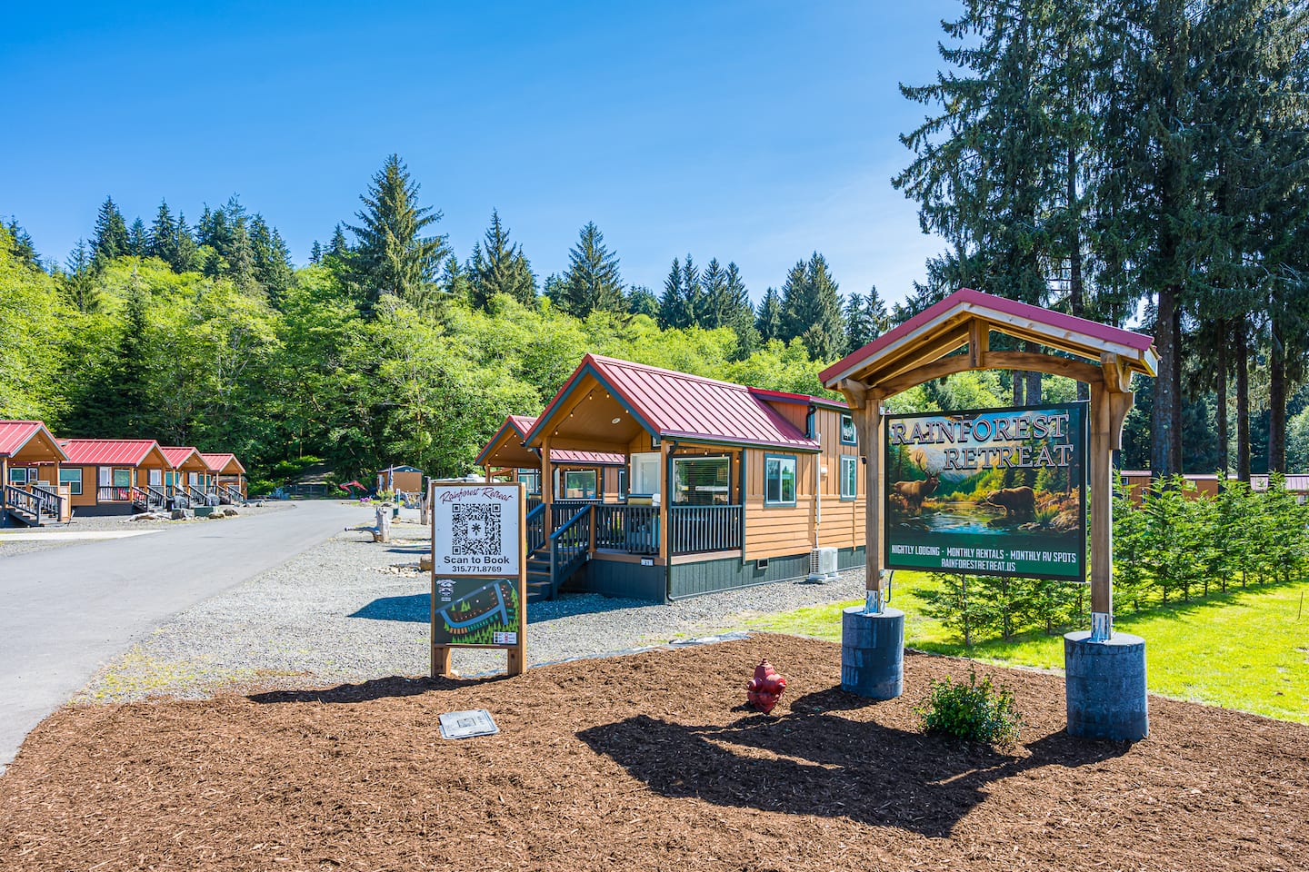 Rainforest Tiny Home Retreat: Boho, photo 6