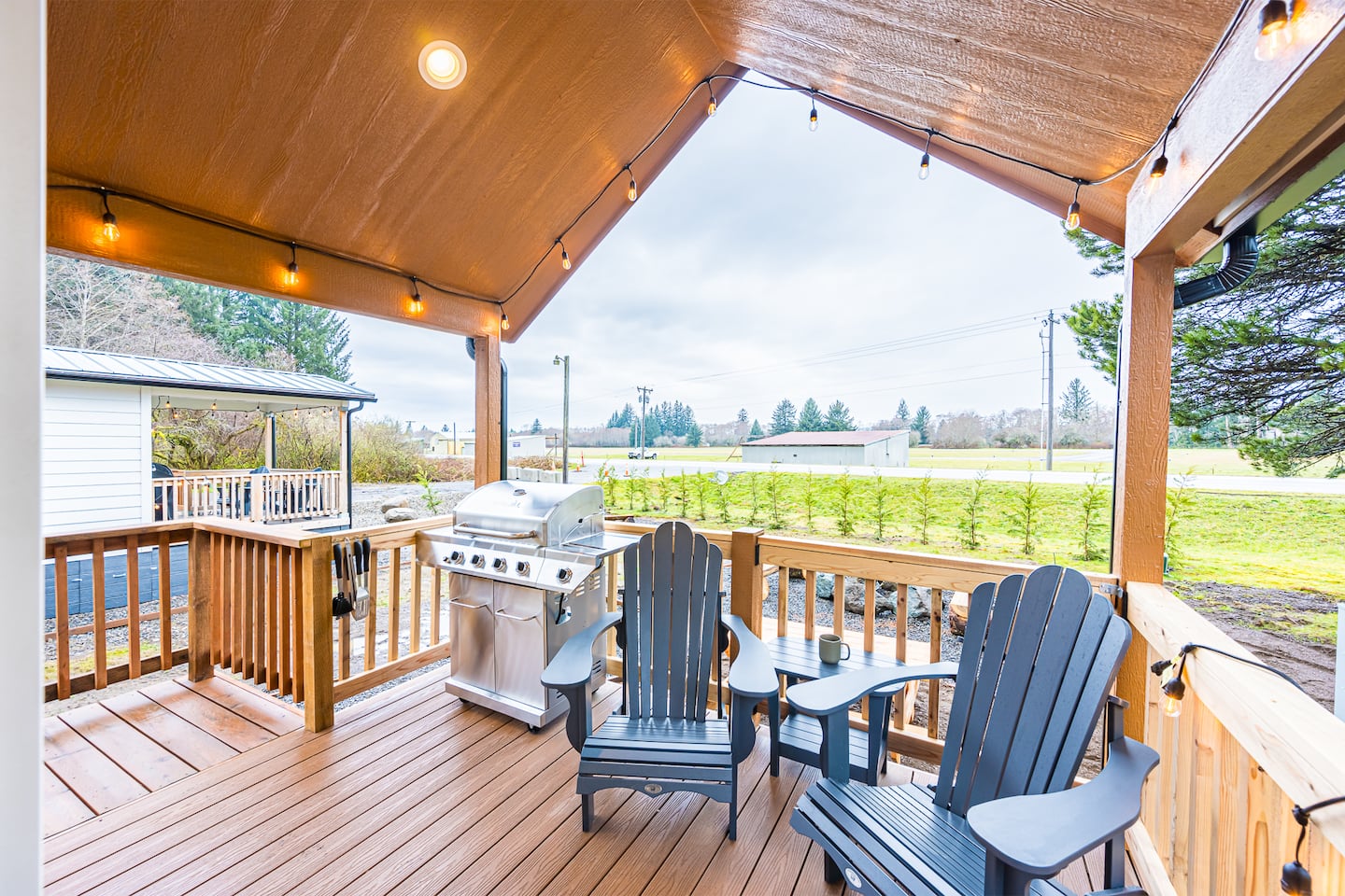 Rainforest Tiny Home Retreat: Rustic Modern, photo 6