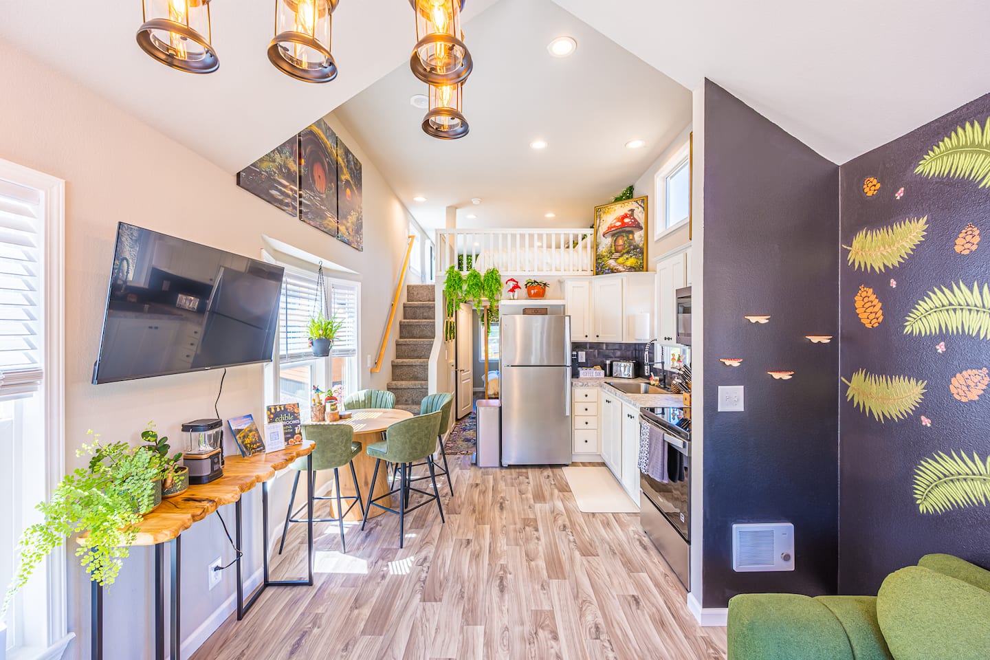 Rainforest Tiny Home Retreat: Enchanted Cottage, photo 5