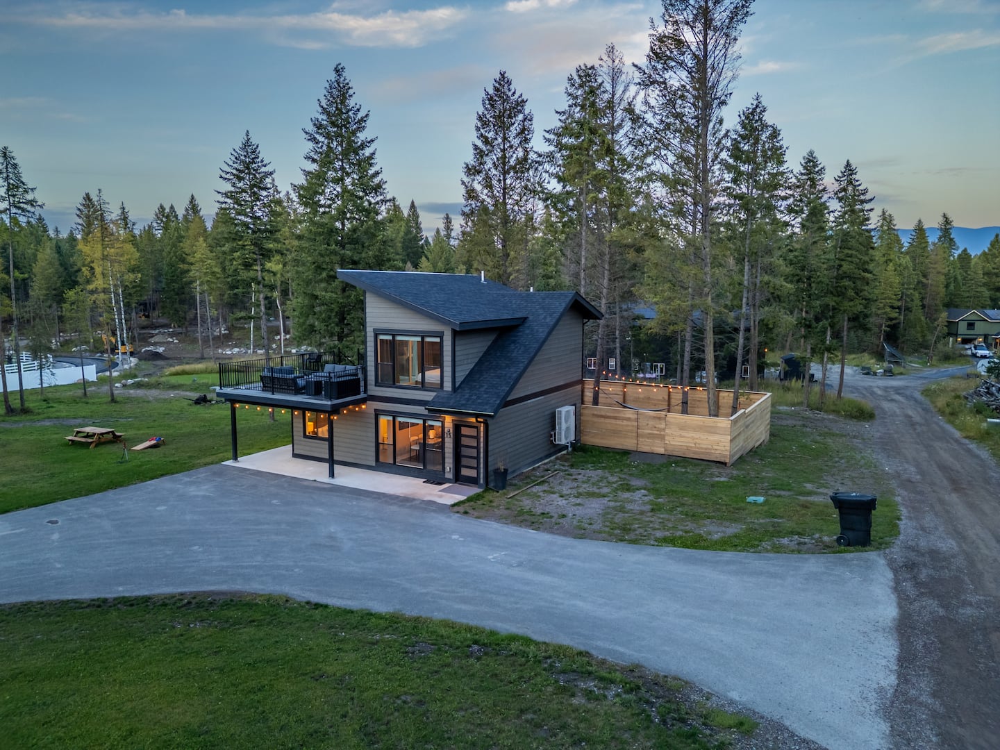 Secluded Luxury Glacier NP — luxury home vacation rental in Whitefish, MT near Glacier National Park, photo 7