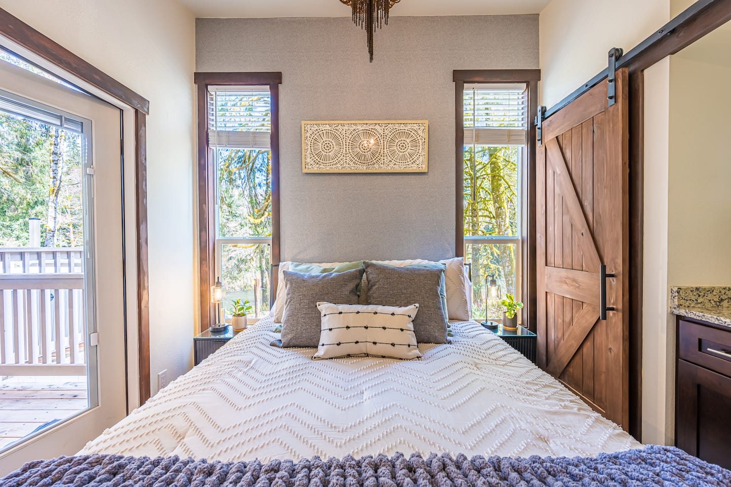 Evermore: River House — tiny home vacation rental in Forks, WA near Olympic National Park, photo 3