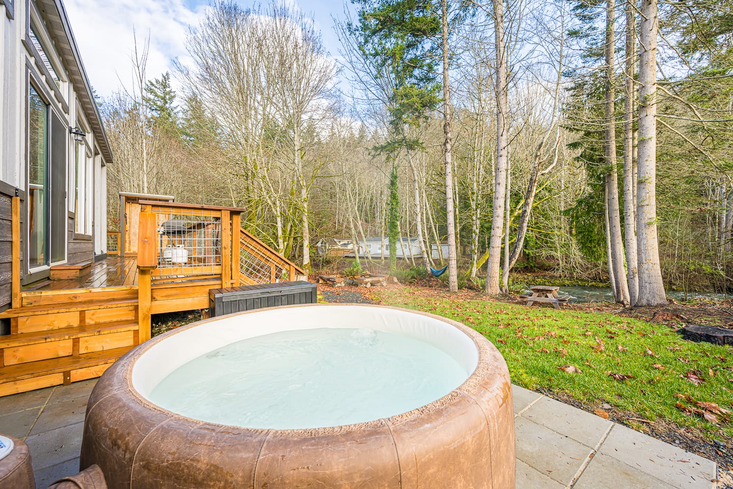 Rivers Edge:river side tiny home, photo 4