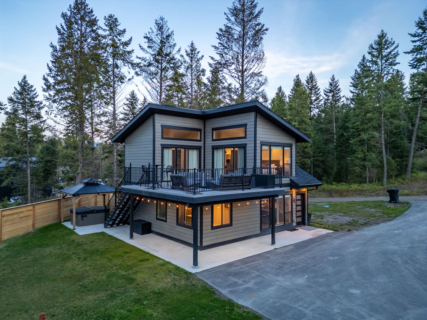Secluded Luxury Glacier NP — luxury home vacation rental in Whitefish, MT near Glacier National Park, photo 6
