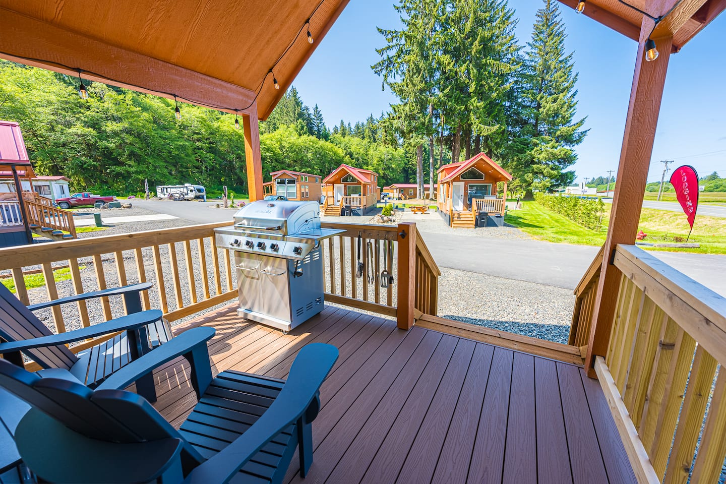 Rainforest Tiny Home Retreat: Fishing Cabin, photo 4